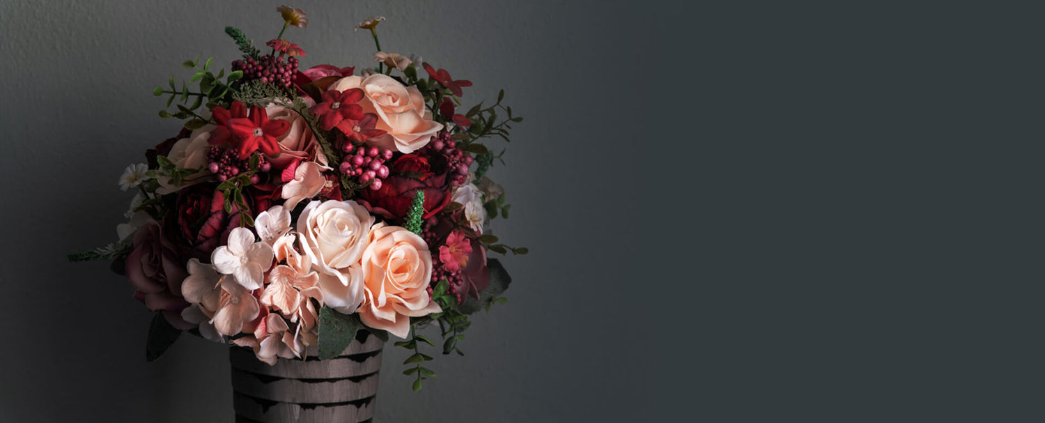 Flower Arrangements Delivered to Canada